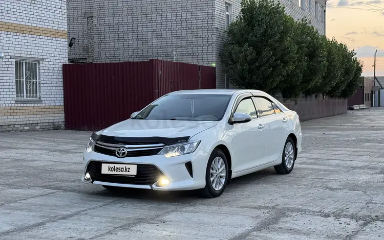 Toyota Camry 2016 года за 10 900 000 тг. в Семей