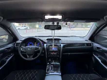 Toyota Camry 2016 года за 10 900 000 тг. в Семей – фото 9