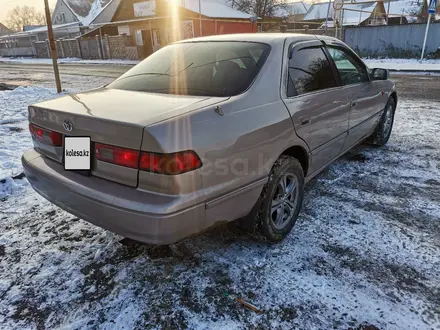 Toyota Camry 1998 года за 3 500 000 тг. в Алматы – фото 7