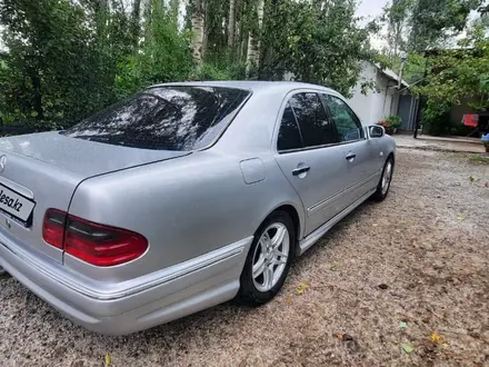 Mercedes-Benz E 320 1996 года за 3 500 000 тг. в Алматы – фото 4