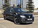 Renault Sandero Stepway 2015 года за 2 900 000 тг. в Уральск