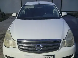 Nissan Almera