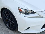 Lexus IS 350 2015 годаүшін13 990 000 тг. в Актау – фото 4
