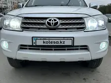 Toyota Fortuner, 2009