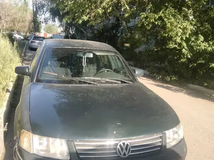 Volkswagen Passat 1996 года за 1 300 000 тг. в Темиртау – фото 2