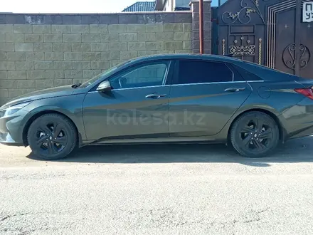 Hyundai Elantra 2022 года за 10 200 000 тг. в Алматы