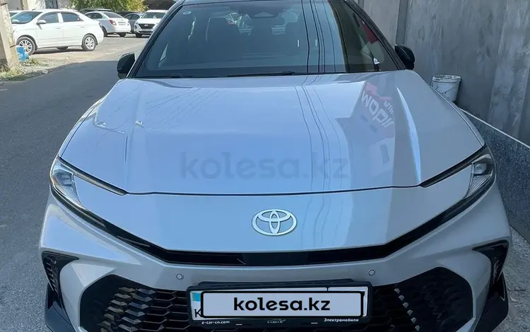 Toyota Camry 2024 годаfor17 200 000 тг. в Шымкент