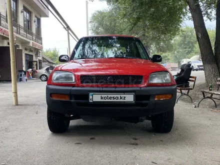 Toyota RAV4 1996 года за 2 500 000 тг. в Алматы