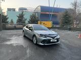 Toyota Camry 2017 годаүшін10 200 000 тг. в Алматы – фото 2