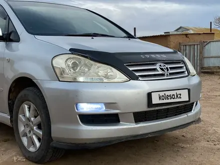 Toyota Ipsum 2004 года за 5 000 000 тг. в Атырау