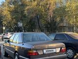 Mercedes-Benz E 220 1993 года за 1 600 000 тг. в Талдыкорган