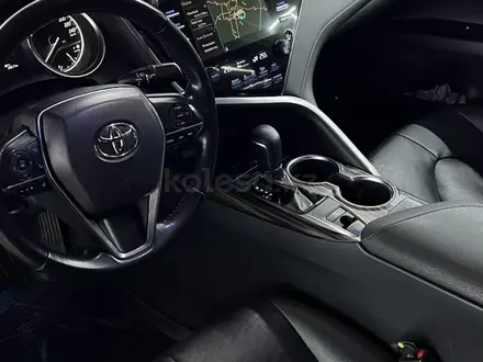 Toyota Camry 2018 года за 13 500 000 тг. в Астана – фото 6