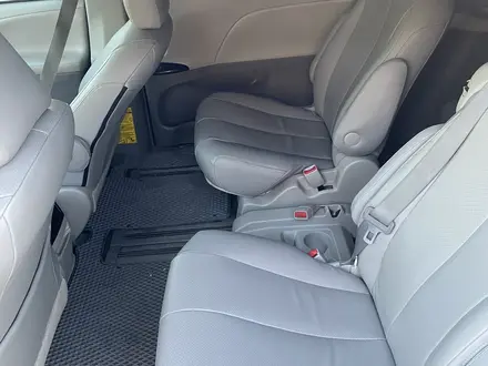 Toyota Sienna 2013 года за 8 500 000 тг. в Актау – фото 6