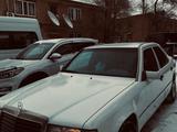 Mercedes-Benz E 200 1994 года за 1 700 000 тг. в Жезказган – фото 4