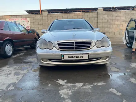 Mercedes-Benz C 240 2001 года за 4 200 000 тг. в Жаркент – фото 2