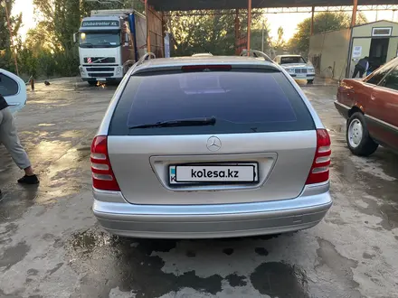 Mercedes-Benz C 240 2001 года за 4 200 000 тг. в Жаркент – фото 3