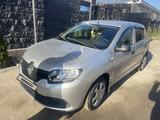 Renault Sandero 2015 годаүшін3 600 000 тг. в Алматы – фото 4