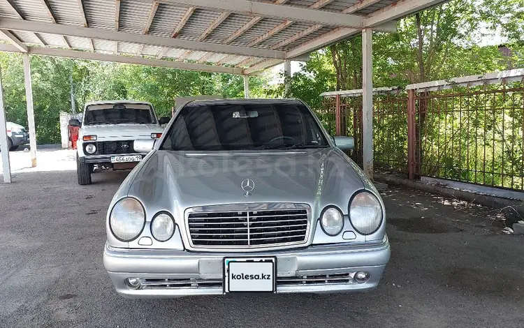Mercedes-Benz E 320 1997 года за 3 300 000 тг. в Талдыкорган