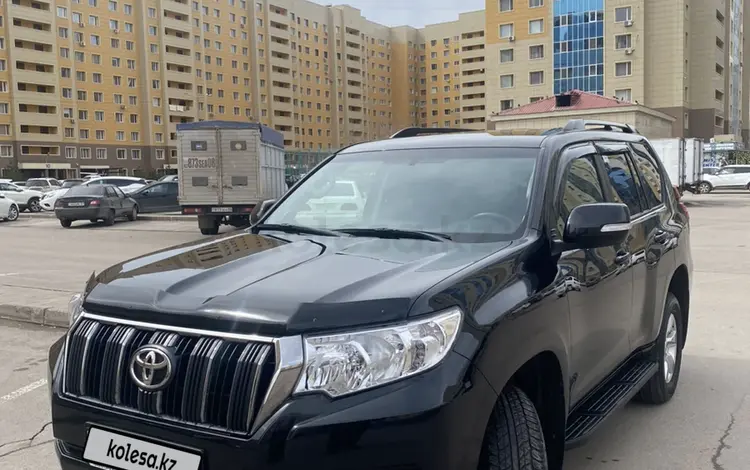 Toyota Land Cruiser Prado 2019 года за 22 100 000 тг. в Астана