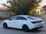 Hyundai Elantra 2021 годаүшін8 300 000 тг. в Астана – фото 2