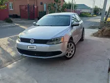 Volkswagen Jetta, 2011