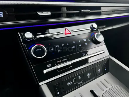 Hyundai Santa Fe Calligraphy 2.5T 2024 года за 20 970 000 тг. в Караганда – фото 17