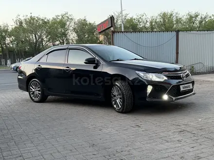Toyota Camry 2016 года за 10 250 000 тг. в Астана – фото 12