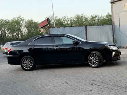 Toyota Camry 2016 года за 10 250 000 тг. в Астана – фото 13