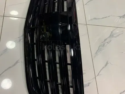 Решетка радиатора Mercedes Benz 222 за 80 000 тг. в Алматы – фото 2