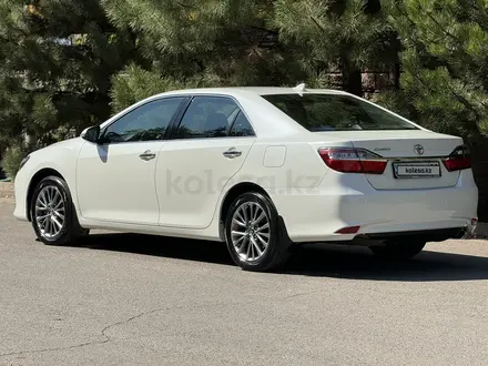 Toyota Camry 2017 года за 14 999 999 тг. в Алматы – фото 17