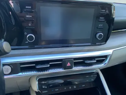 Kia K5 Comfort 2022 года за 11 200 000 тг. в Уральск – фото 18