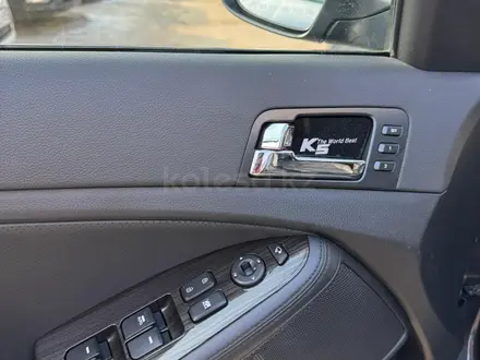 Kia K5 2011 года за 7 600 000 тг. в Алматы – фото 19