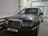 Mercedes-Benz E 200 1993 годаүшін1 300 000 тг. в Семей