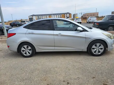 Hyundai Solaris 2015 года за 6 200 000 тг. в Шымкент – фото 4