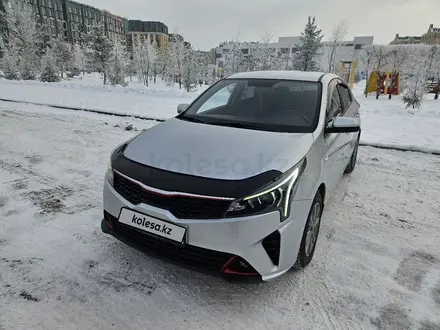 Kia Rio 2021 года за 8 300 000 тг. в Астана