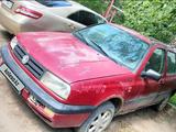 Volkswagen Vento 1994 года за 300 000 тг. в Уральск