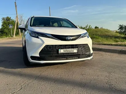 Toyota Sienna 2021 года за 19 800 000 тг. в Астана – фото 4