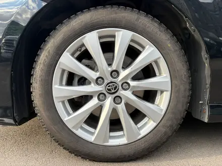 Toyota Camry Prestige 2020 года за 11 800 000 тг. в Астана – фото 16