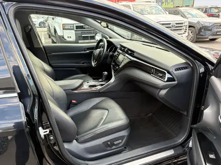 Toyota Camry Prestige 2020 года за 11 800 000 тг. в Астана – фото 6