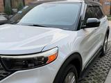 Ford Explorer 2021 года за 20 300 000 тг. в Алматы – фото 2