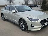 Hyundai Sonata 2022 года за 12 300 000 тг. в Алматы – фото 4