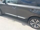 Mitsubishi Outlander 2020 года за 11 000 000 тг. в Костанай – фото 2