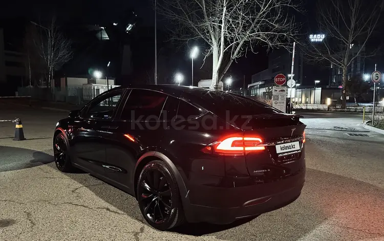 Tesla Model X 2017 года за 30 000 000 тг. в Алматы