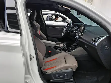 BMW X4 M 2025 года за 49 000 000 тг. в Алматы – фото 16