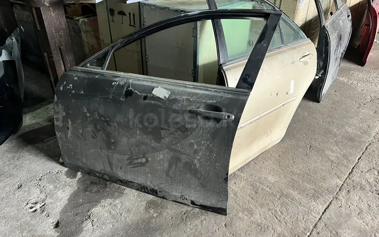 Дверь камри40 ACV40 за 60 000 тг. в Семей
