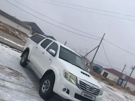 Toyota Hilux 2013 года за 9 000 000 тг. в Кульсары – фото 3