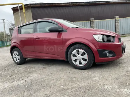 Chevrolet Aveo 2014 года за 3 950 000 тг. в Алматы – фото 4