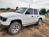 Toyota Hilux 1998 года за 3 500 000 тг. в Аксай – фото 2