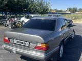 Mercedes-Benz E 230 1990 годаfor1 350 000 тг. в Тараз – фото 4