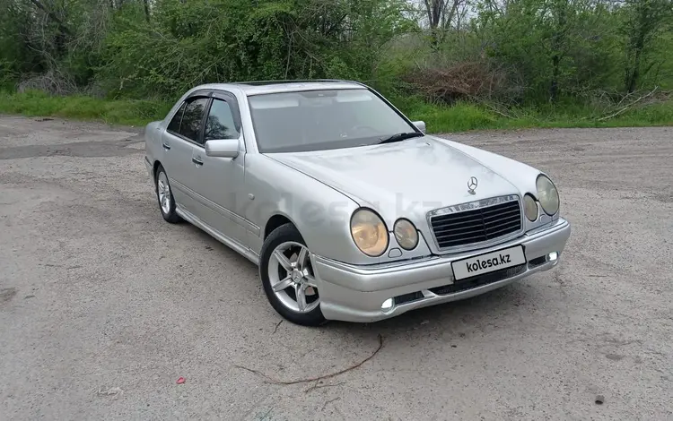Mercedes-Benz E 230 1996 годаүшін2 300 000 тг. в Алматы